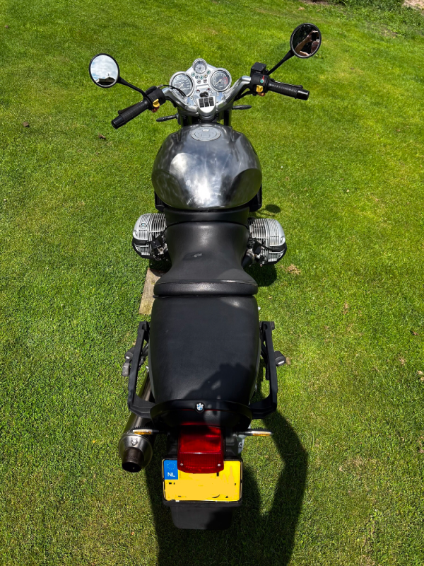 BMW R1100R