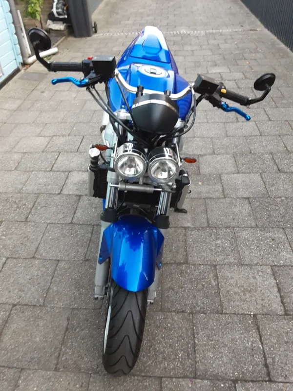 Suzuki SV1000