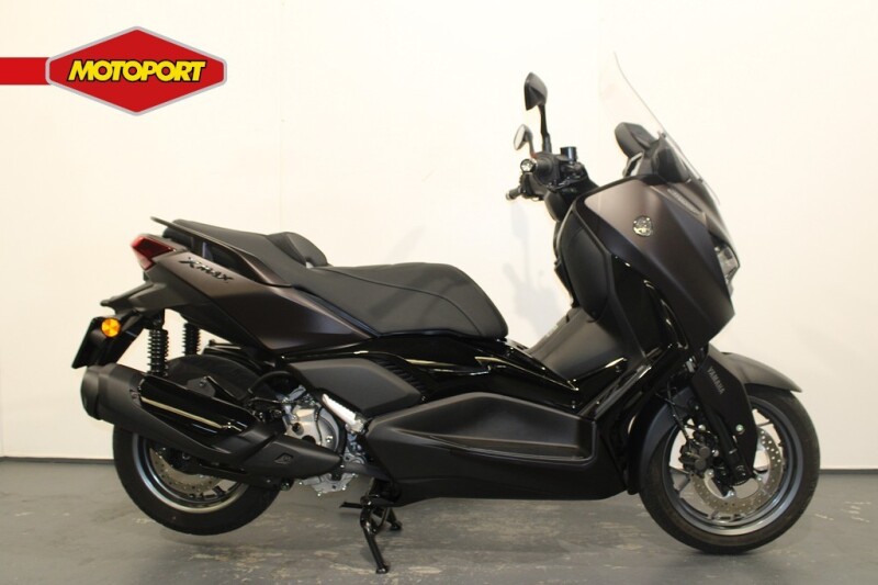 Yamaha XMAX 300 Tech MAX