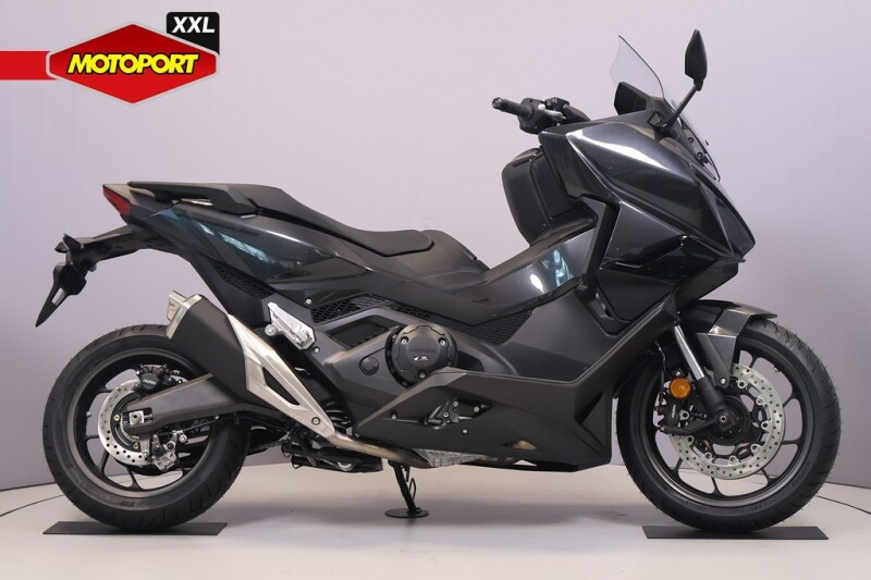 Honda FORZA 750