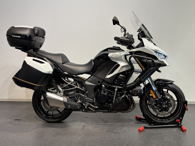 Kawasaki Versys 1100 SE GRAND TOURER
