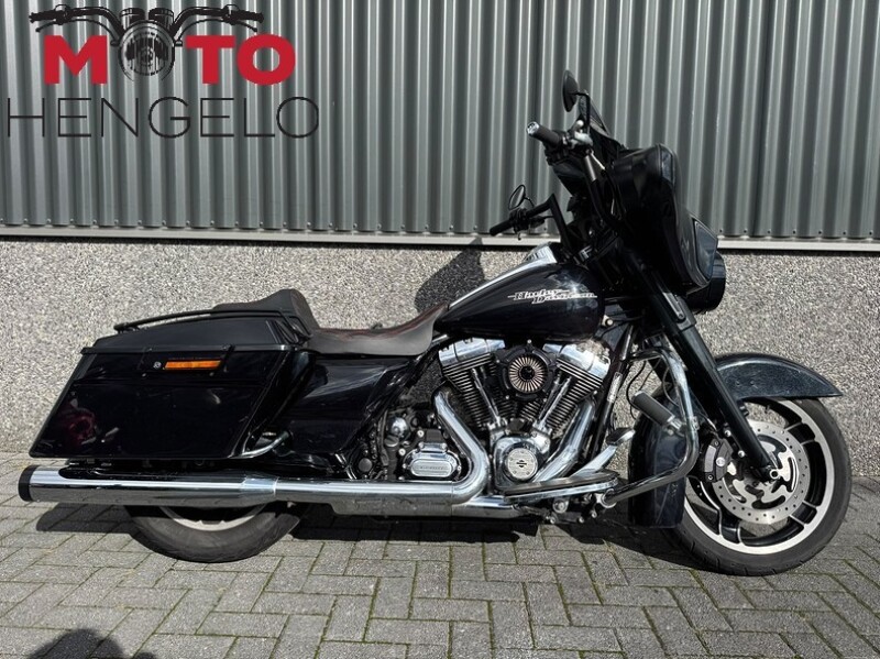 Harley-Davidson FLHX STREET GLIDE