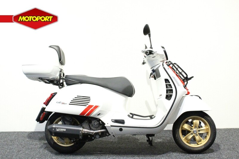 Vespa GTS 300 SUPER HPE ABS