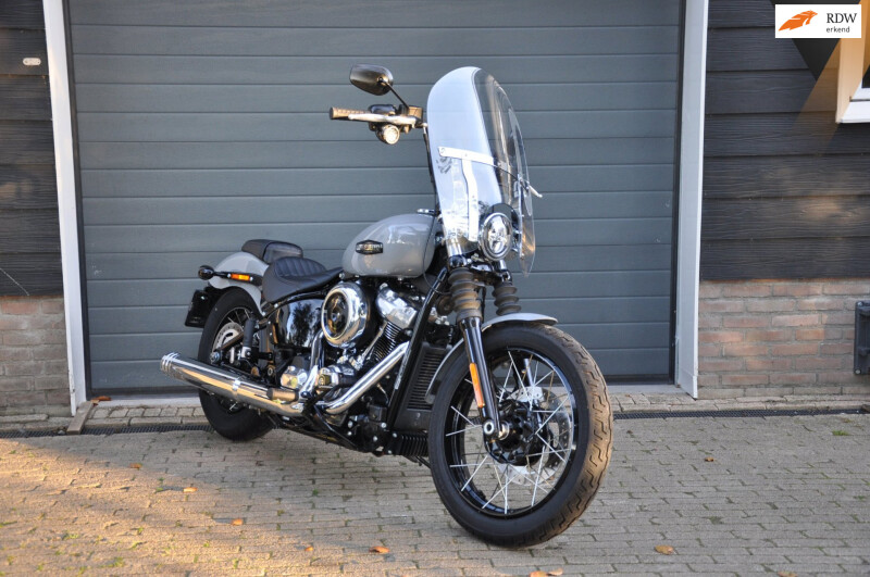 Harley Davidson FXBBS Softail Street Bob 117 1700 km , 5HD Jekill & Hide