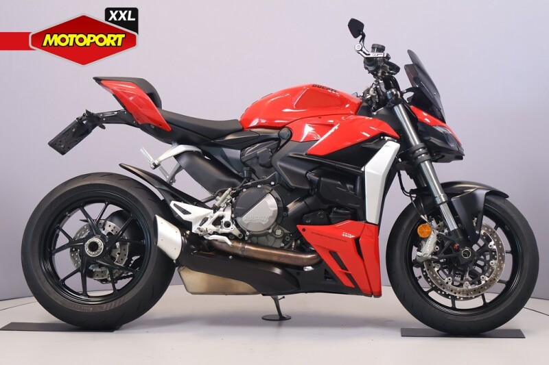 Ducati STREETFIGHTER V2
