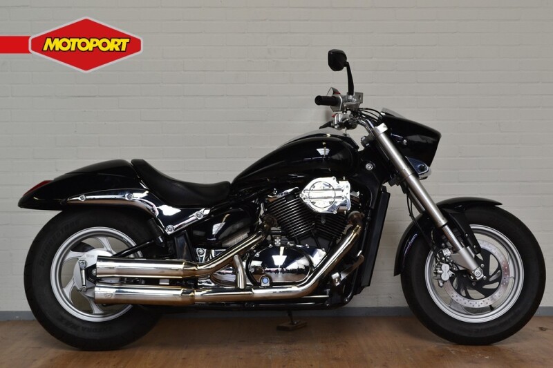 Suzuki Intruder M 800