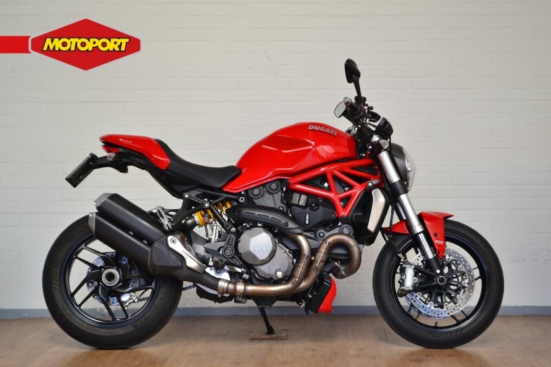 Ducati MONSTER