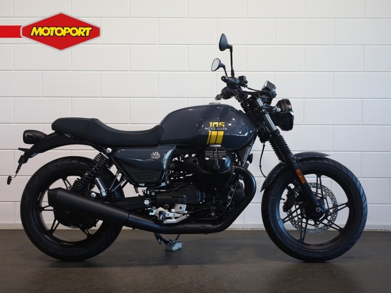 Moto Guzzi V 7 Stone 105th