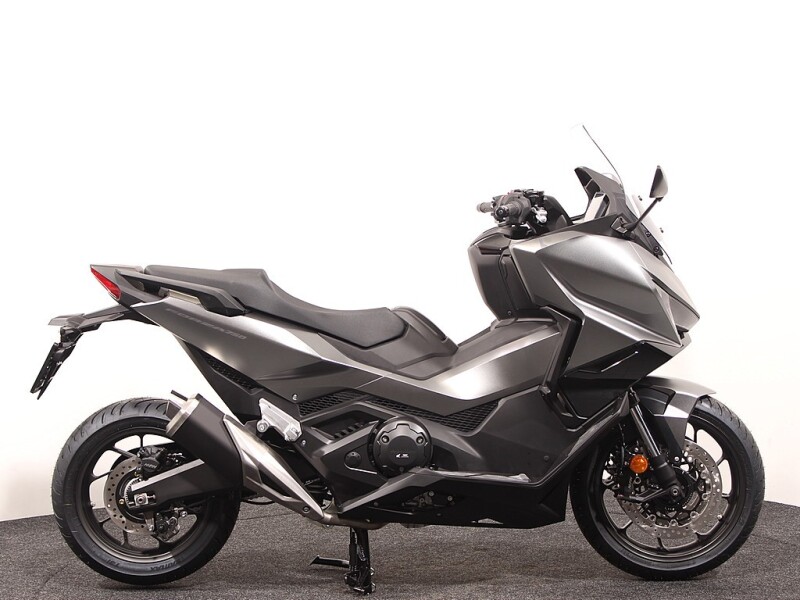 Honda FORZA 750