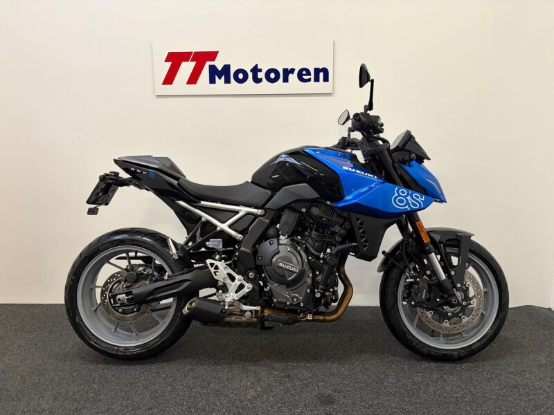 SUZUKI GSX-8S STREET X-TREME - 2026