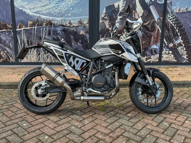 KTM 690 DUKE ABS