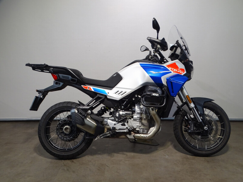 Moto Guzzi STELVIO DUECENTO TRIBUTO