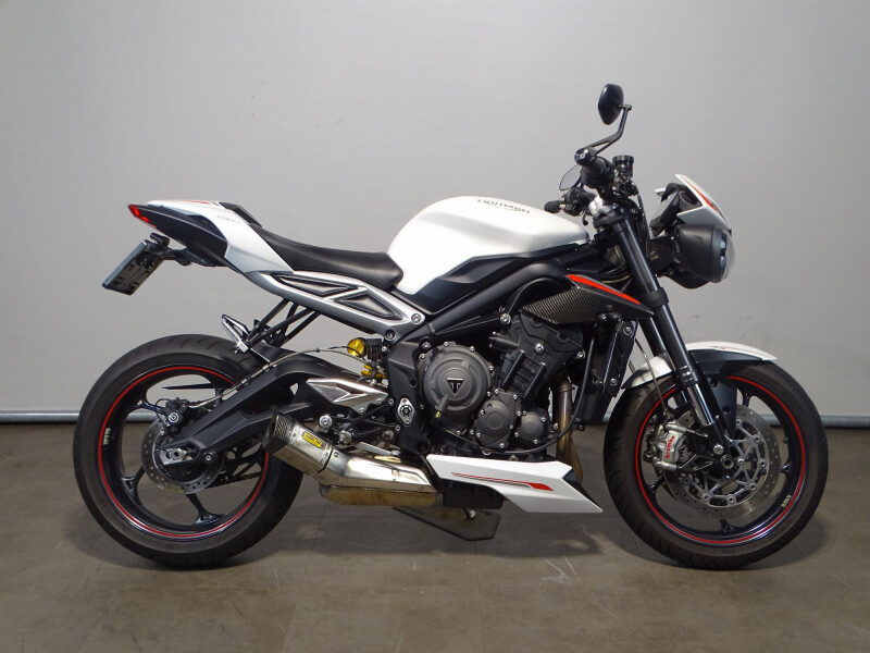 Triumph STREET TRIPLE RS