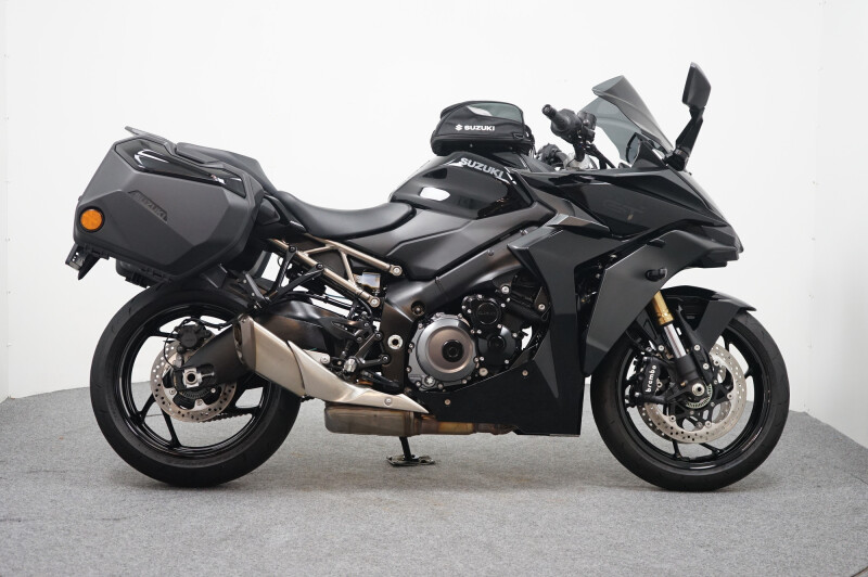 Suzuki GSX-S1000 GT