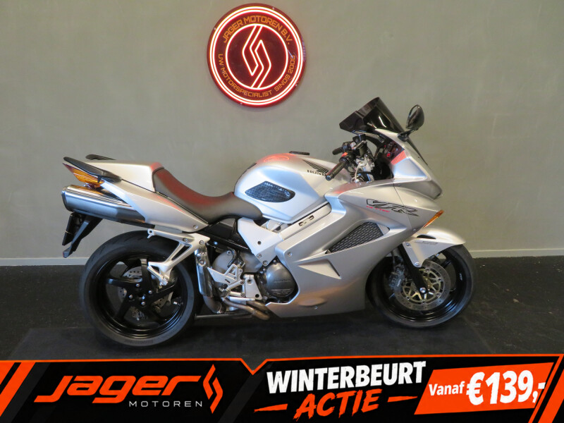 HONDA VFR 800 VFR800 ZEER FRAAI!