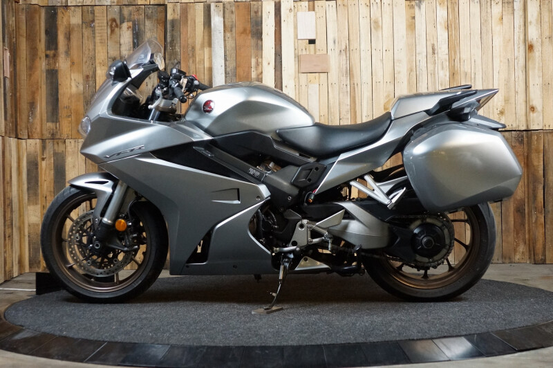 Honda VFR 800 VTEC Zeer fraaie FJR