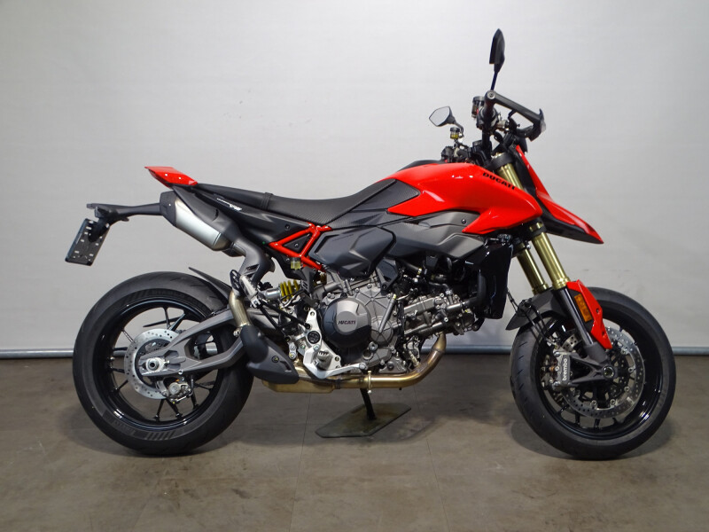 Ducati HYPERMOTARD V2
