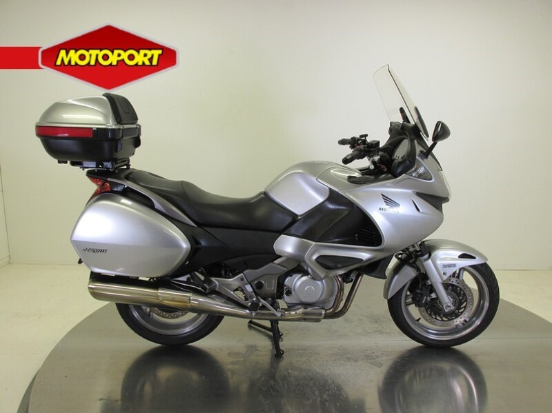Honda NT700VA DEAUVILLE