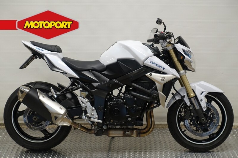 Suzuki GSR 750