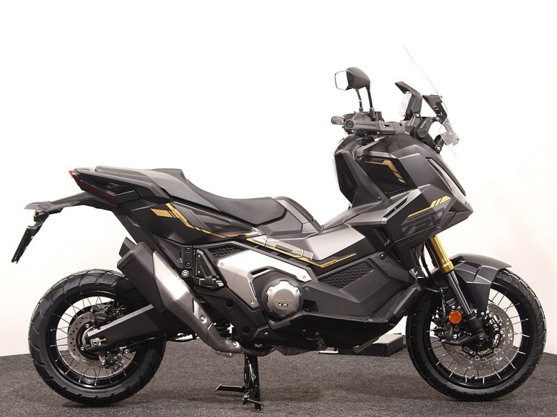 Honda X-ADV NHA86