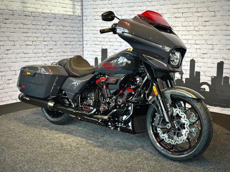 Harley-Davidson FLHXSTSE CVO STREET GLIDE ST CVO Color