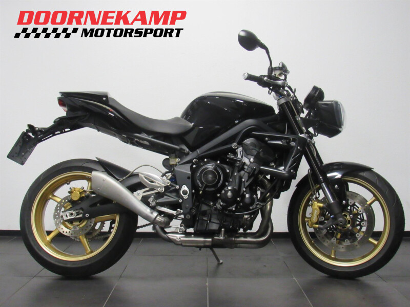Triumph STREET TRIPLE R