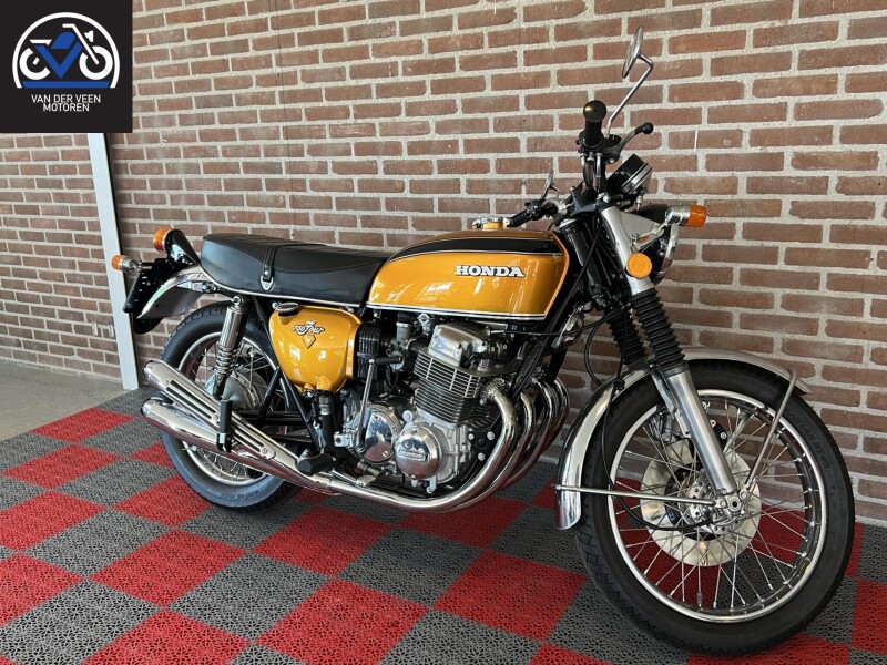 Honda CB750 K2 Volledig gerestaureerd!!