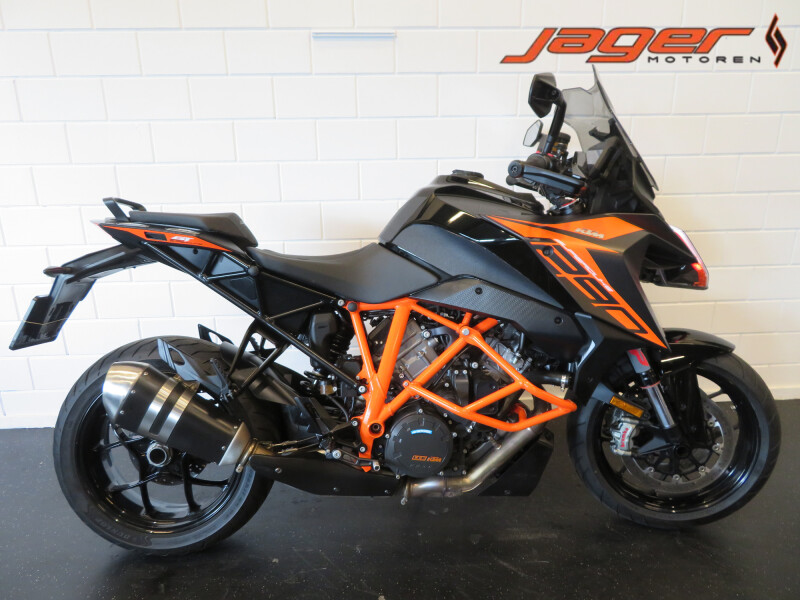 KTM SUPER DUKE 1290 GT NIEUWSTAAT! HIS!