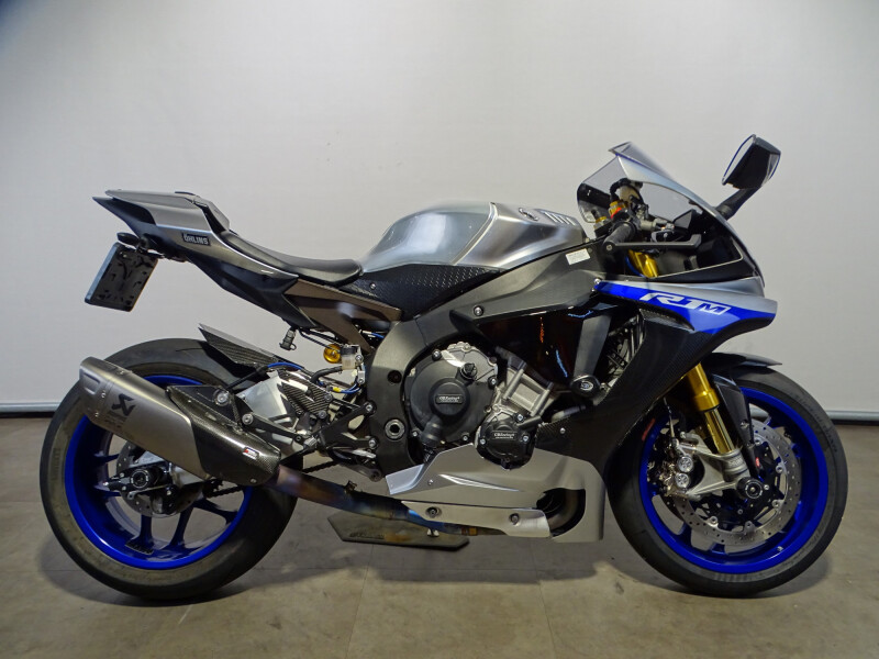 Yamaha YZF-R1M