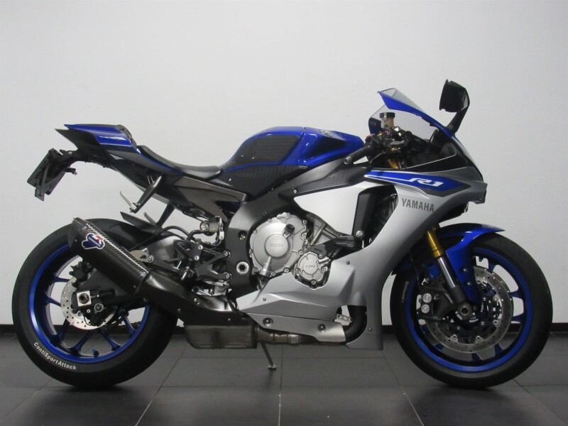 Yamaha YZF R1