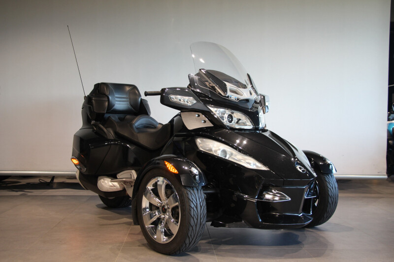 Can-Am SPYDER RT-S SE5