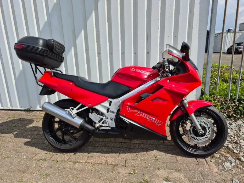 Honda VFR750, sportieve toermotor!