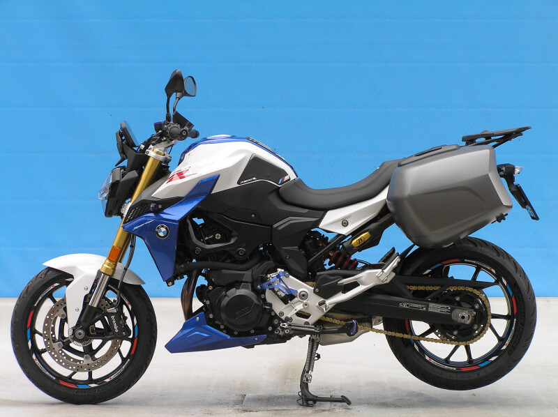 BMW F900R