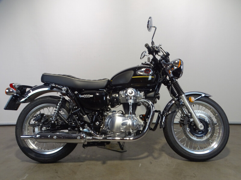 Kawasaki W800
