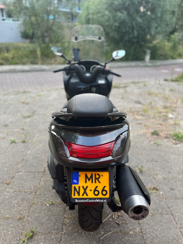 Yamaha majesty 400 diefstal