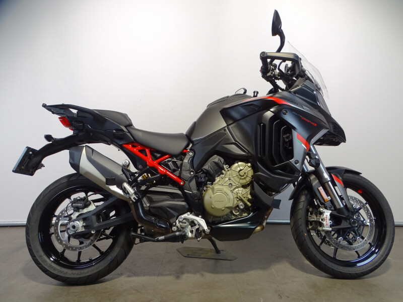 Ducati MULTISTRADA V4 S GRAND TOUR