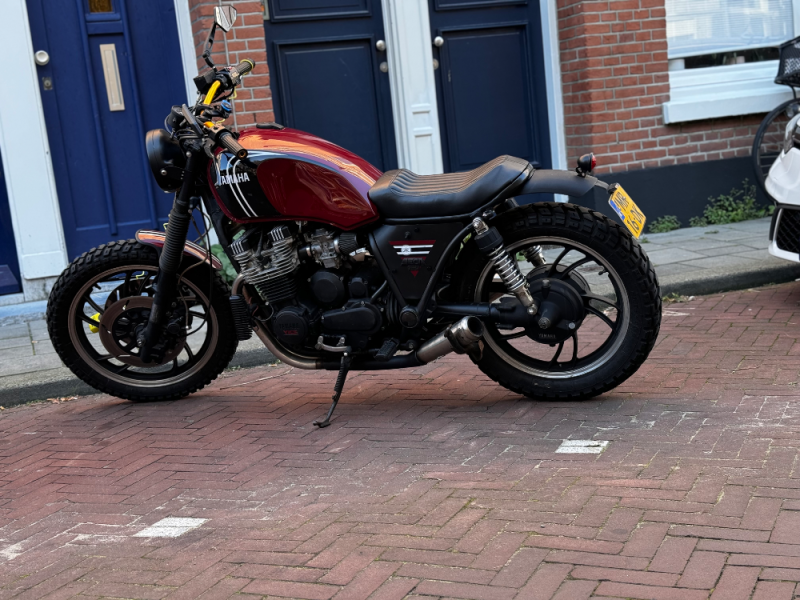 Custom XJ750 SECA