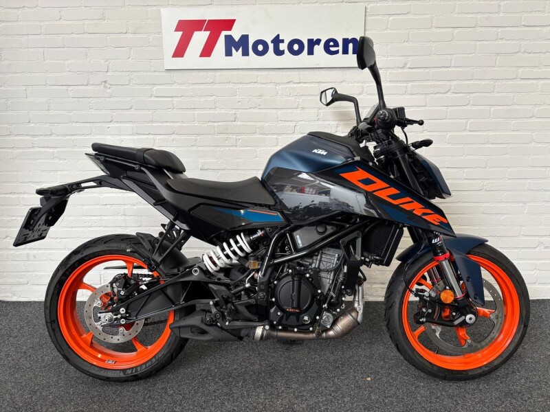 KTM 125 DUKE - 2025