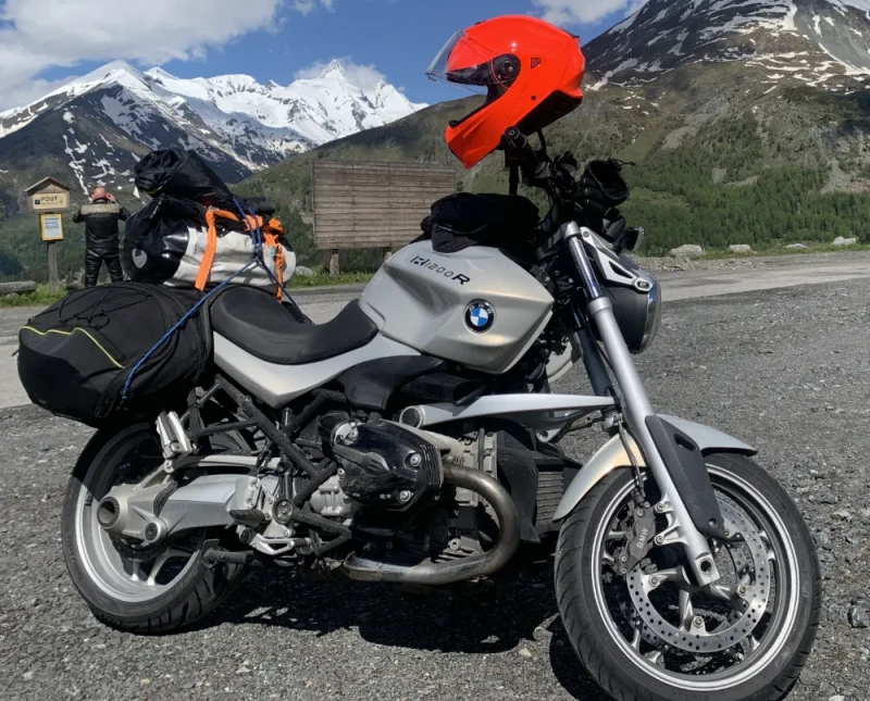 BMW R1200R