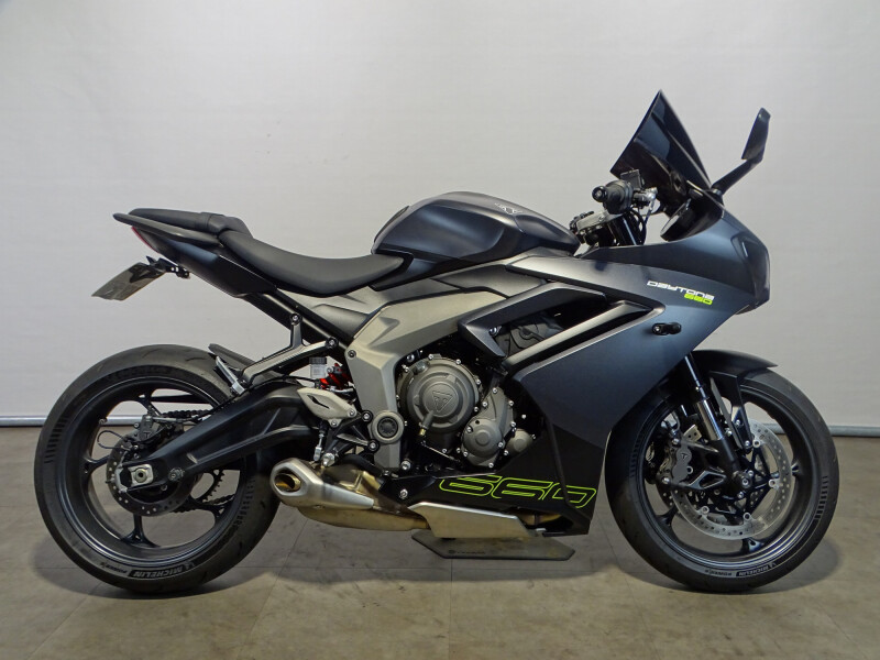 Triumph DAYTONA 660