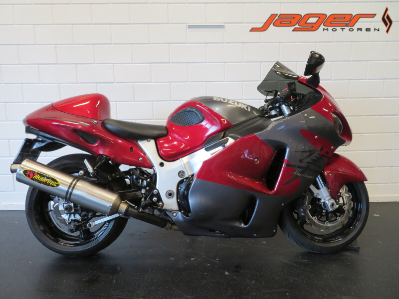 SUZUKI GSX 1300 HAYABUSA AKRA TOP STAAT!