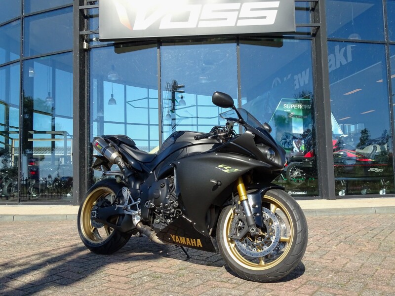 Yamaha YZF-R1