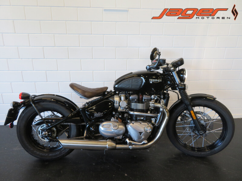 TRIUMPH BONNEVILLE BOBBER ZEER FRAAI!