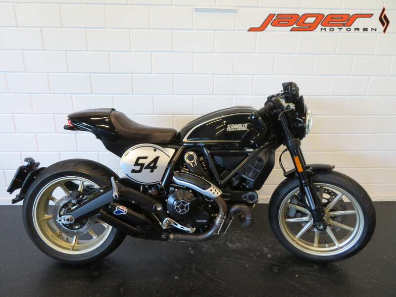 DUCATI SCRAMBLER 800 CAFE RACER GAAF!