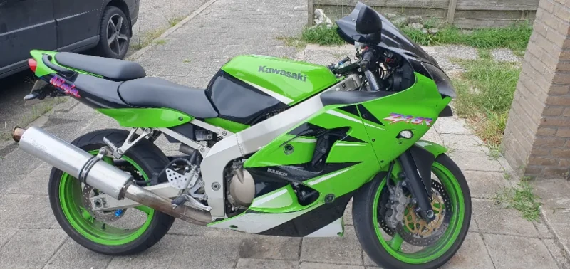 Kawasaki zx-6R