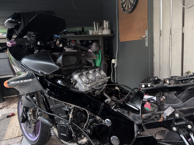 Kawasaki ZZR 1100