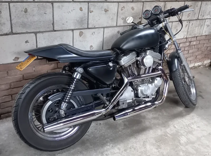 Harley Davidson XLH 883 Sportster caferacer