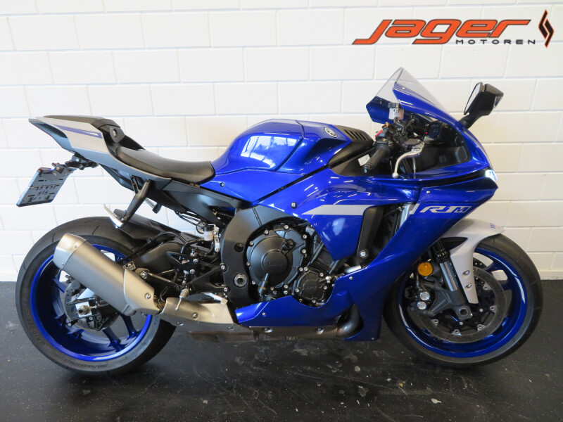 YAMAHA YZF R1 SUPERSTRAK!! HISTORIE...
