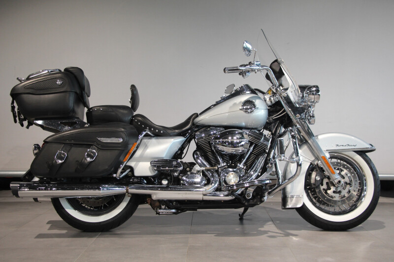 Harley-Davidson ROAD KING CLASSIC