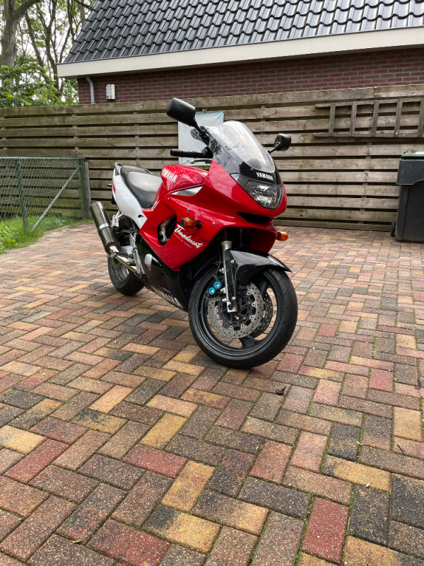 Yamaha YZF600 Thundercat bj 1997 KM 43900